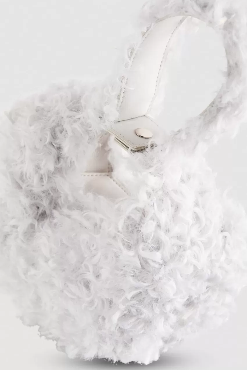 bangle_bag_fluffy_3.webp Patrizia Pepe Bangle Bag | A Mano<Bangle Bag Fluffy