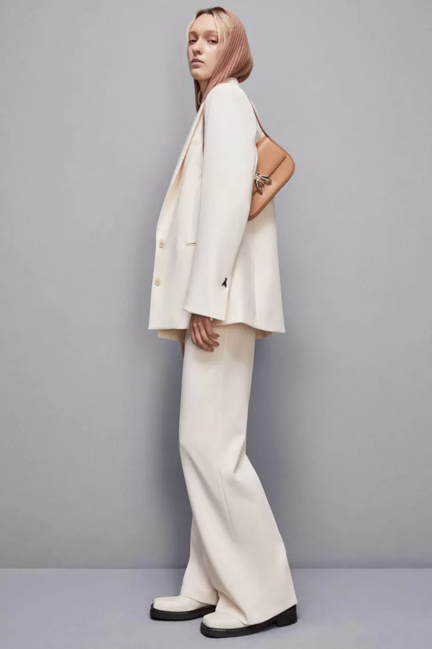 borsa_a_spalla_in_pelle_con_tracolla_7-1.webp Patrizia Pepe Tracolla<Borsa a spalla in pelle con tracolla