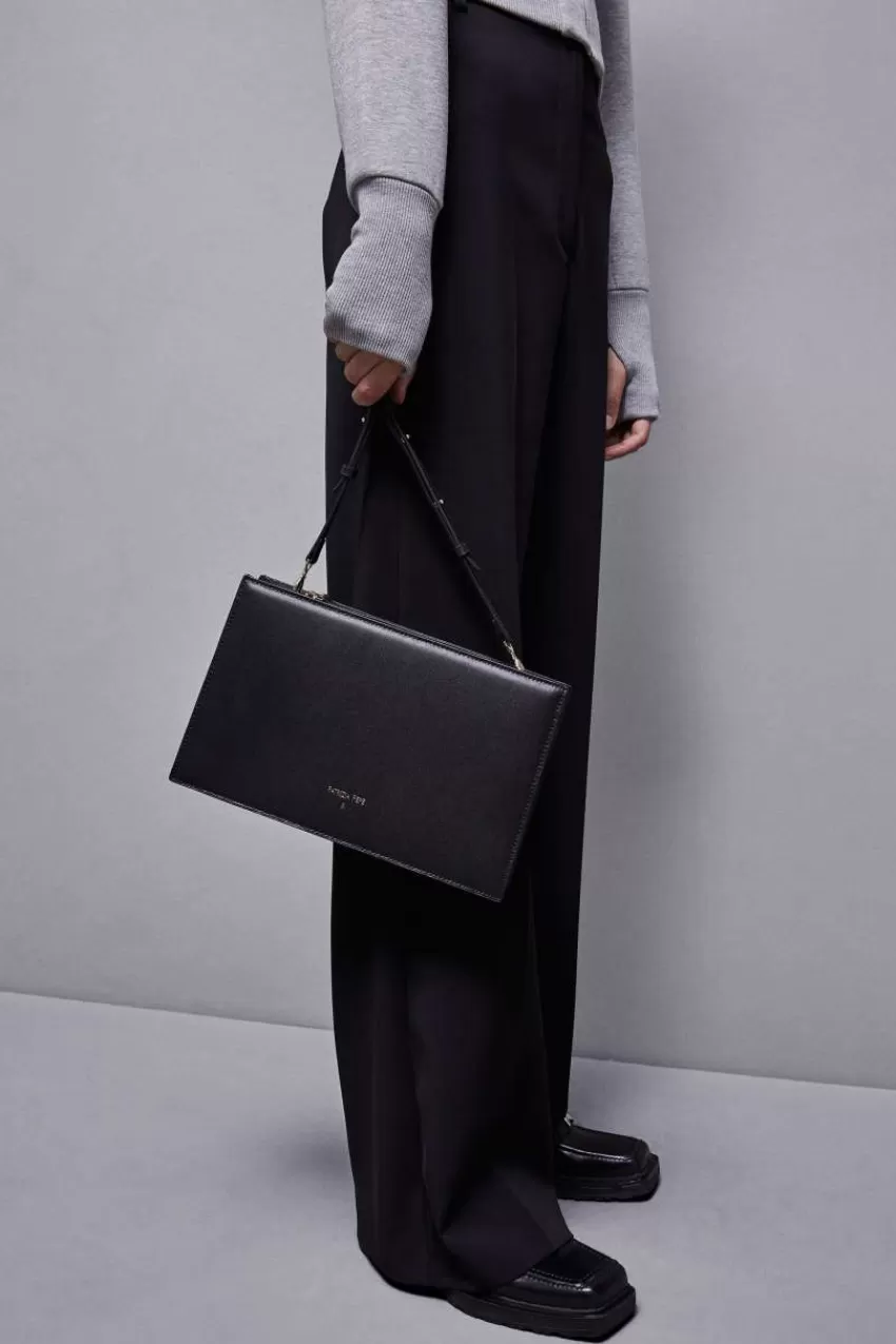 borsa_pocket_con_zip_a_tracolla_in_pelle_5.webp Patrizia Pepe Tracolla<Borsa pocket con zip a tracolla in pelle