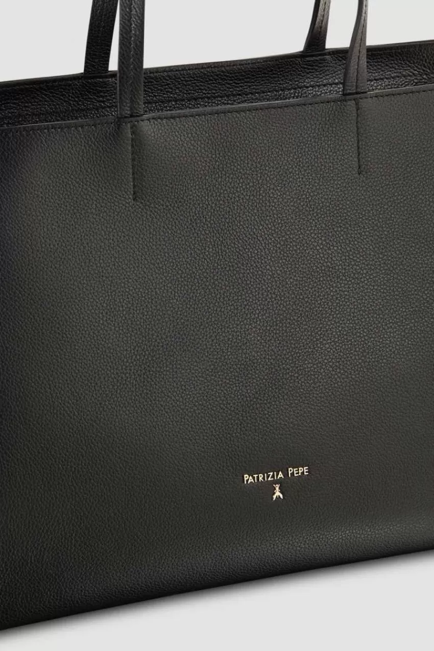 borsa_shopping_in_pelle_con_zip_3-1.webp Patrizia Pepe Shopping<Borsa shopping in pelle con zip