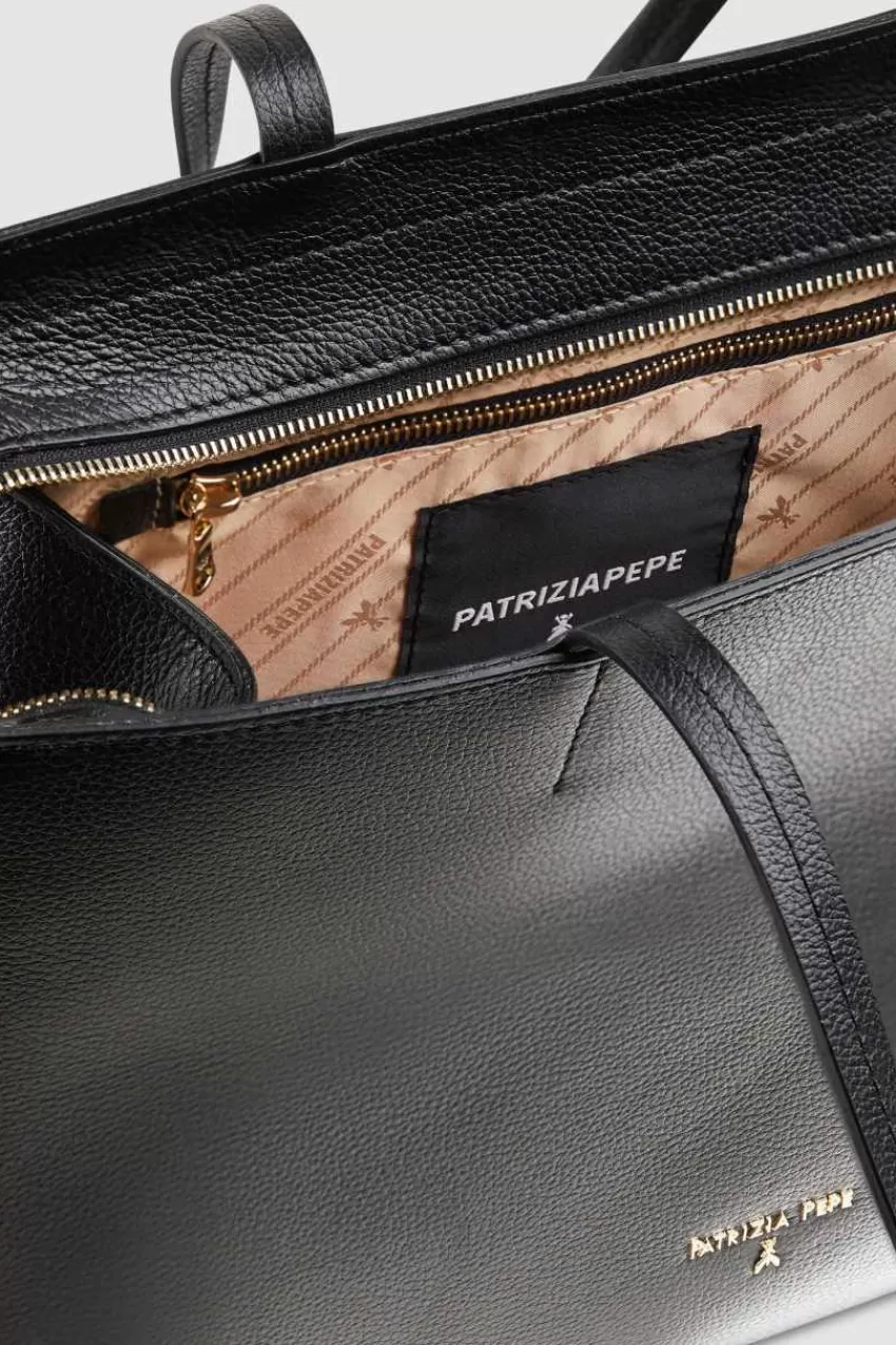 borsa_shopping_in_pelle_con_zip_4-1.webp Patrizia Pepe Shopping<Borsa shopping in pelle con zip