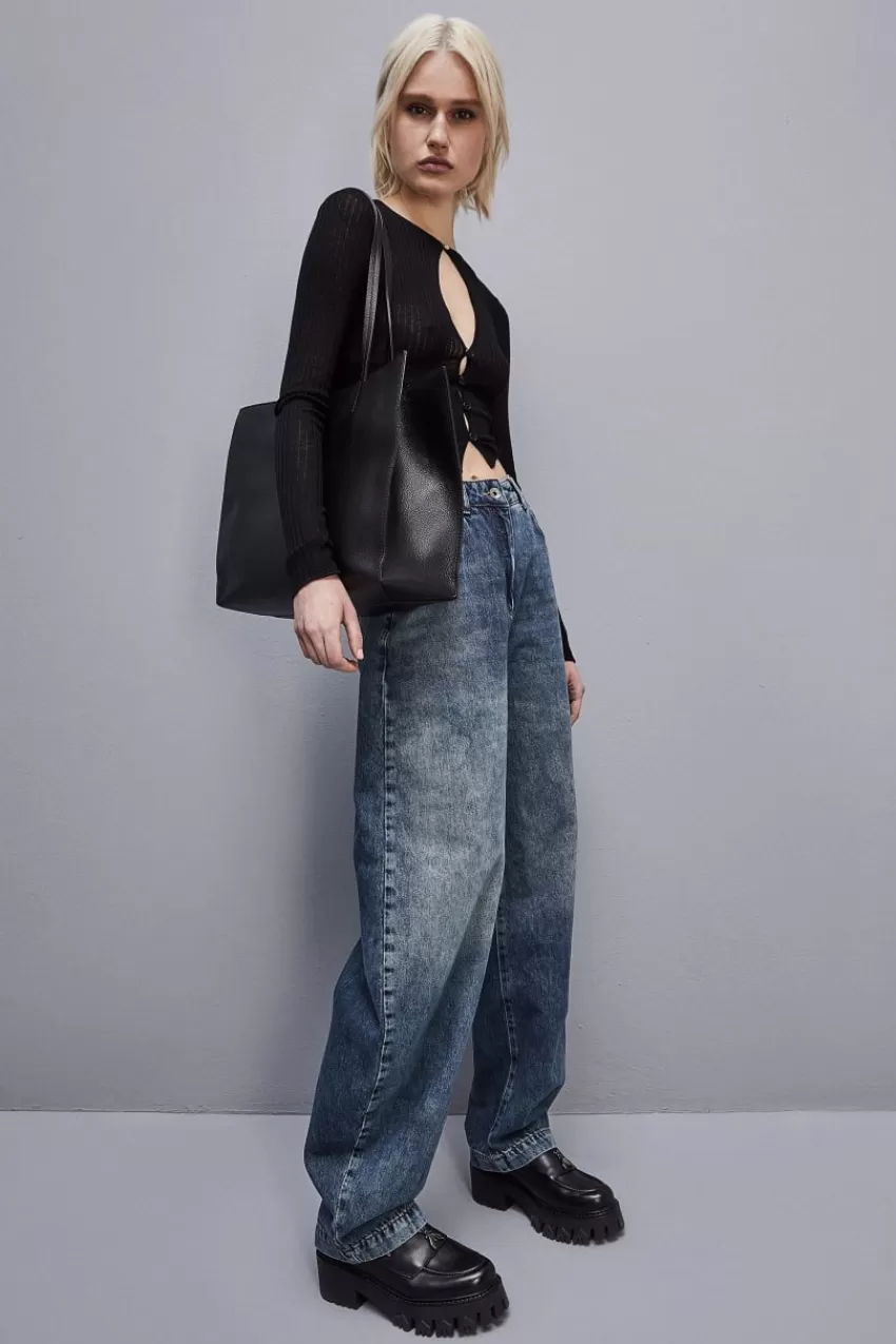 borsa_shopping_in_pelle_martellata_5.webp Patrizia Pepe Shopping<Borsa shopping in pelle martellata