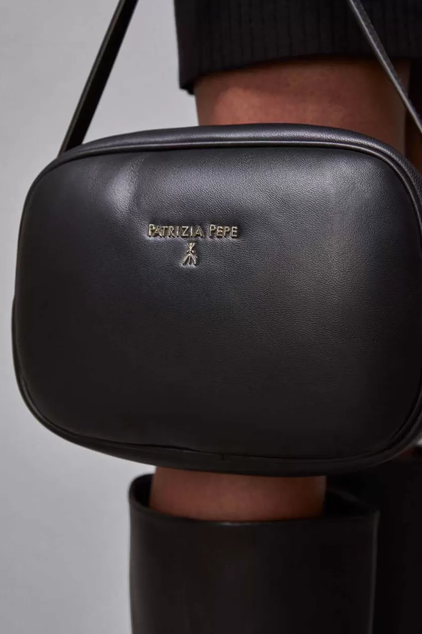 camera_case_a_tracolla_in_pelle_6.webp Patrizia Pepe Tracolla<Camera case a tracolla in pelle