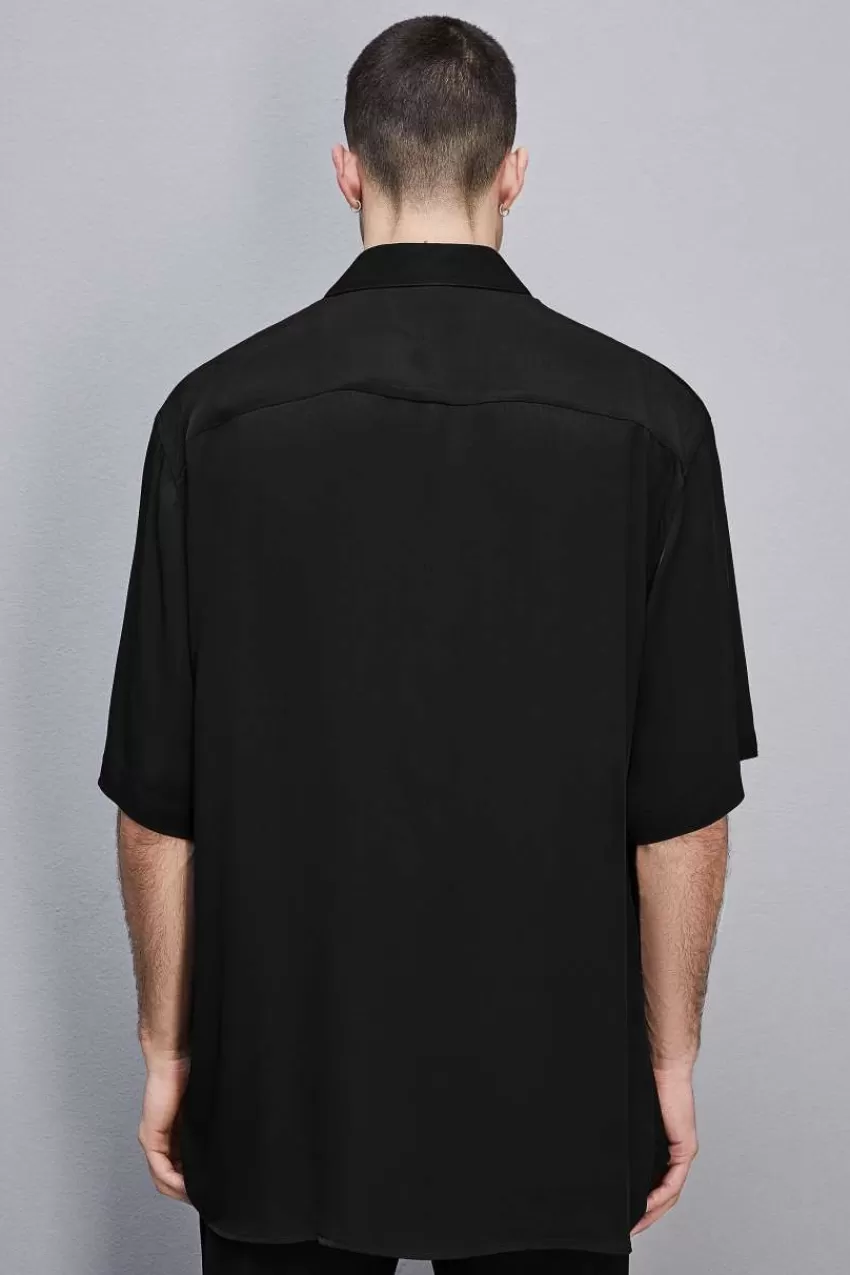 camicia_manica_corta_in_twill_di_viscosa_2.webp Uomo Patrizia Pepe T-Shirt E Camicie<Camicia manica corta in twill di viscosa