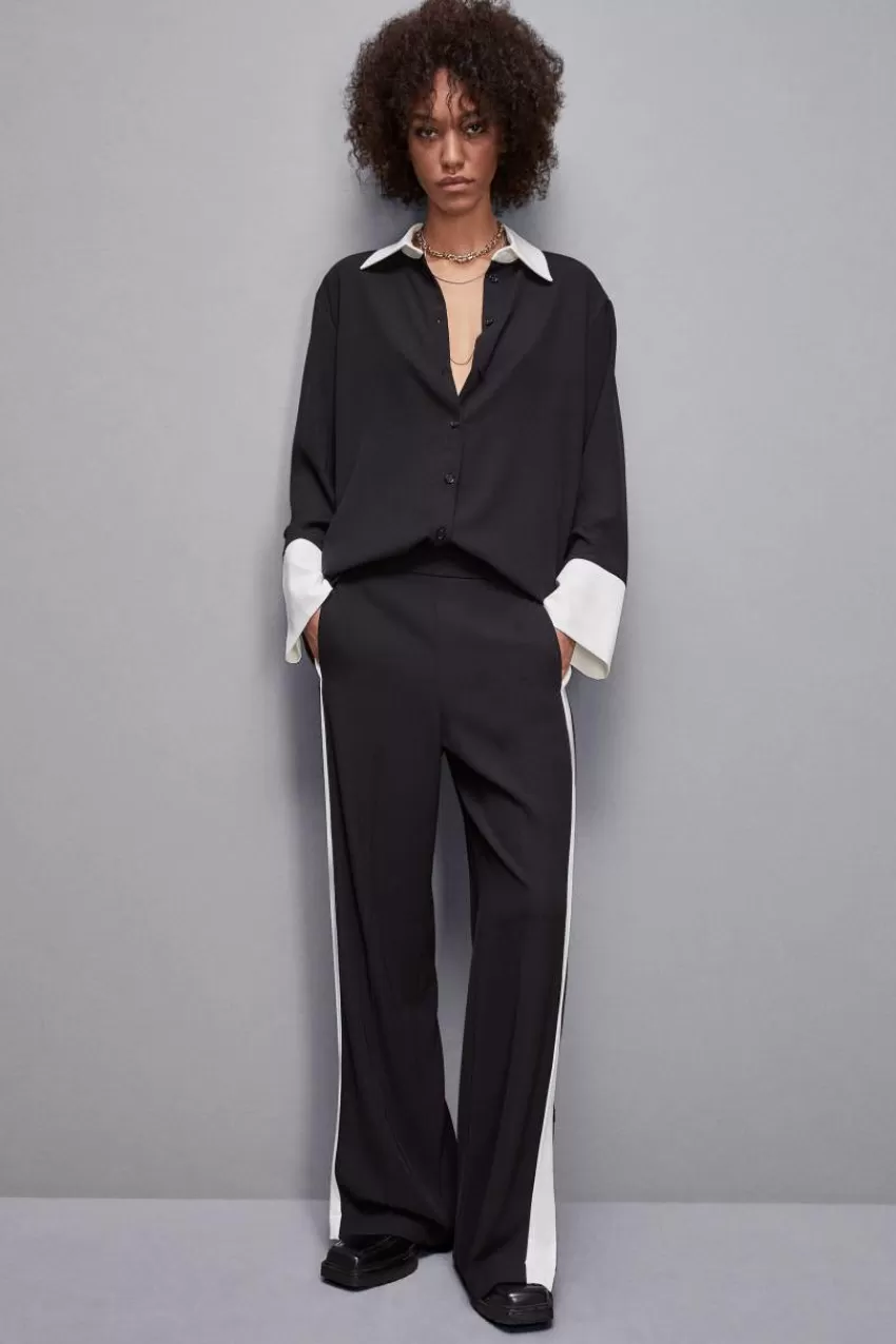 casacca_elegante_a_maniche_lunghe_5.webp Patrizia Pepe Camicie<Casacca elegante a maniche lunghe