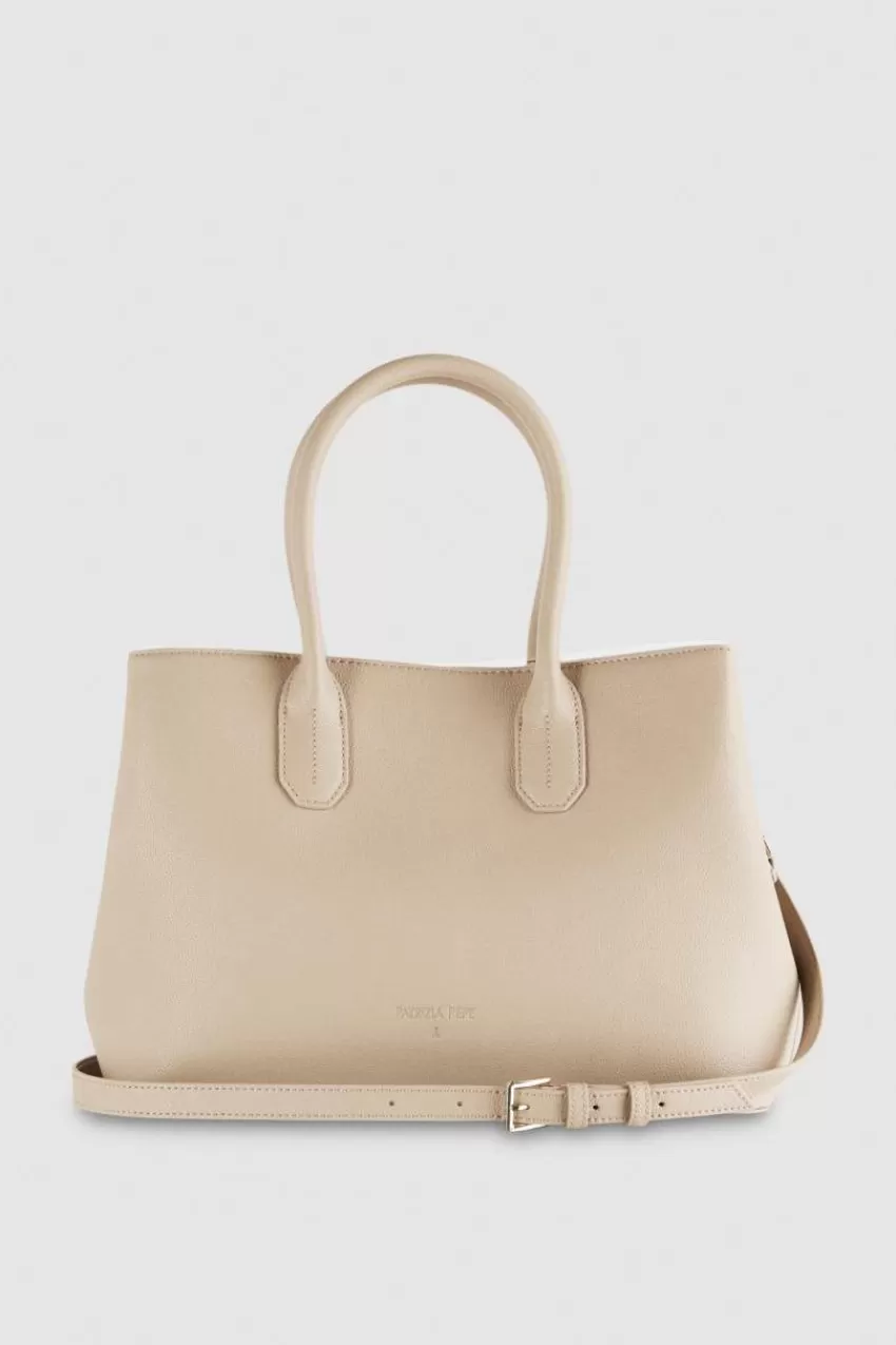 fly_borsa_shopping_in_pelle_con_tracolla_2-1.webp Patrizia Pepe Shopping | A Mano<Fly Borsa shopping in pelle con tracolla