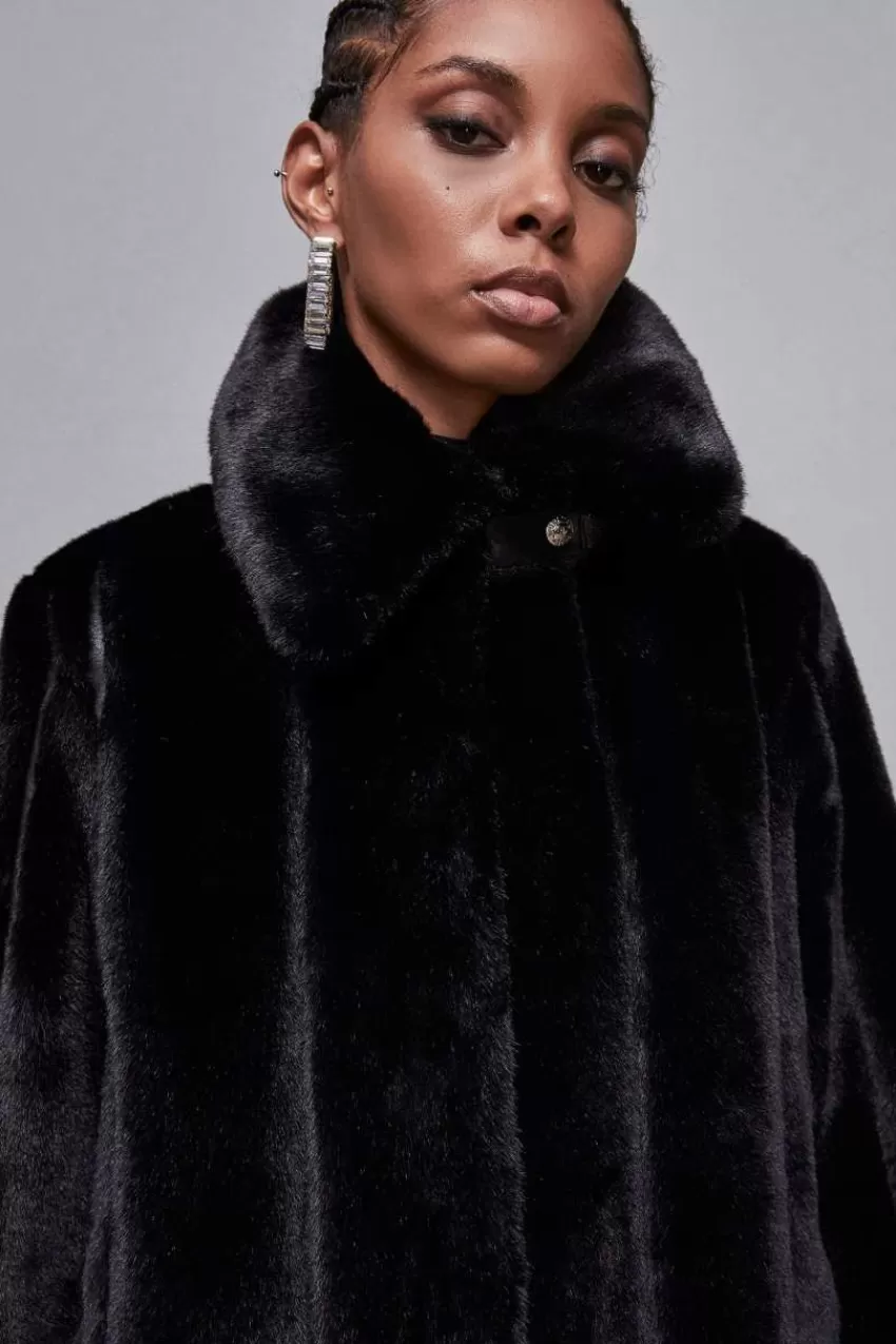 giubbotto_midi_in_tessuto_sintetico_3-1.webp Patrizia Pepe Cappotti<Giubbotto midi in tessuto sintetico