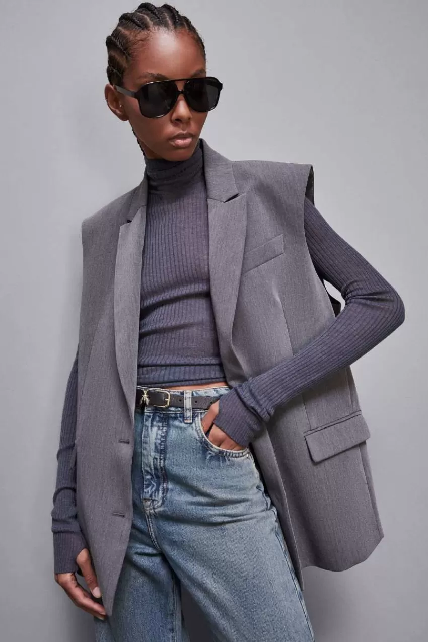 maglia_slim_fit_in_lana_essential_3-1.webp Patrizia Pepe Maglie<Maglia slim fit in lana Essential