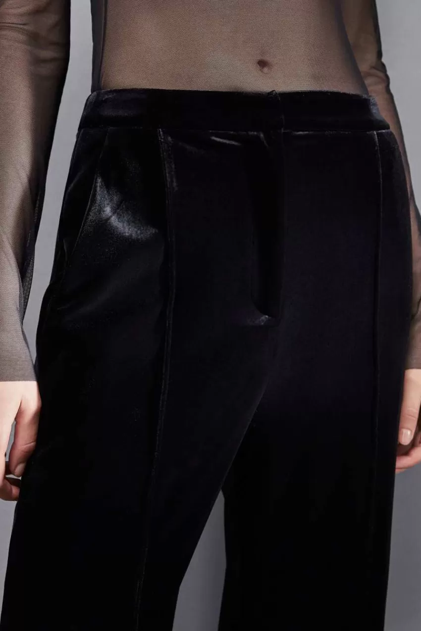 pantaloni_palazzo_in_velluto_essential_3.webp Patrizia Pepe Tailleur | Palazzo<Pantaloni palazzo in velluto Essential