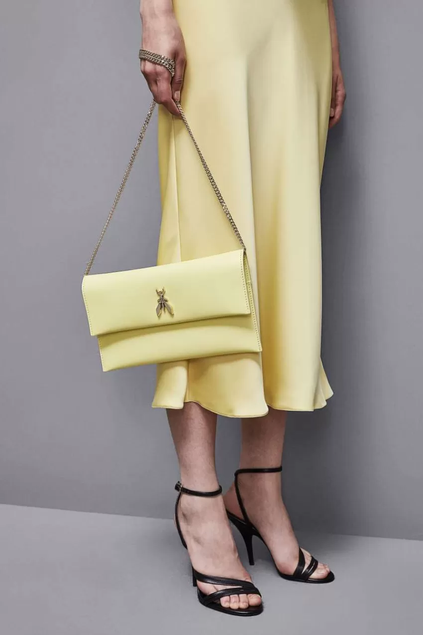 pochette_fly_in_pelle_con_catena_6.webp Patrizia Pepe Pochette<Pochette Fly in pelle con catena