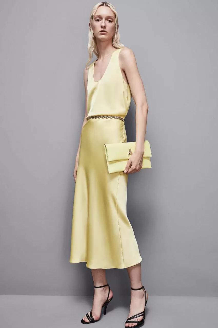 pochette_fly_in_pelle_con_catena_7.webp Patrizia Pepe Pochette<Pochette Fly in pelle con catena