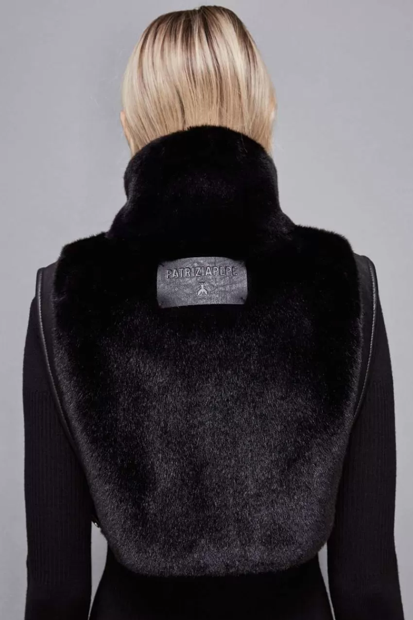 scaldacuore_smanicato_in_tessuto_3-1.webp Patrizia Pepe Foulard<Scaldacuore smanicato in tessuto