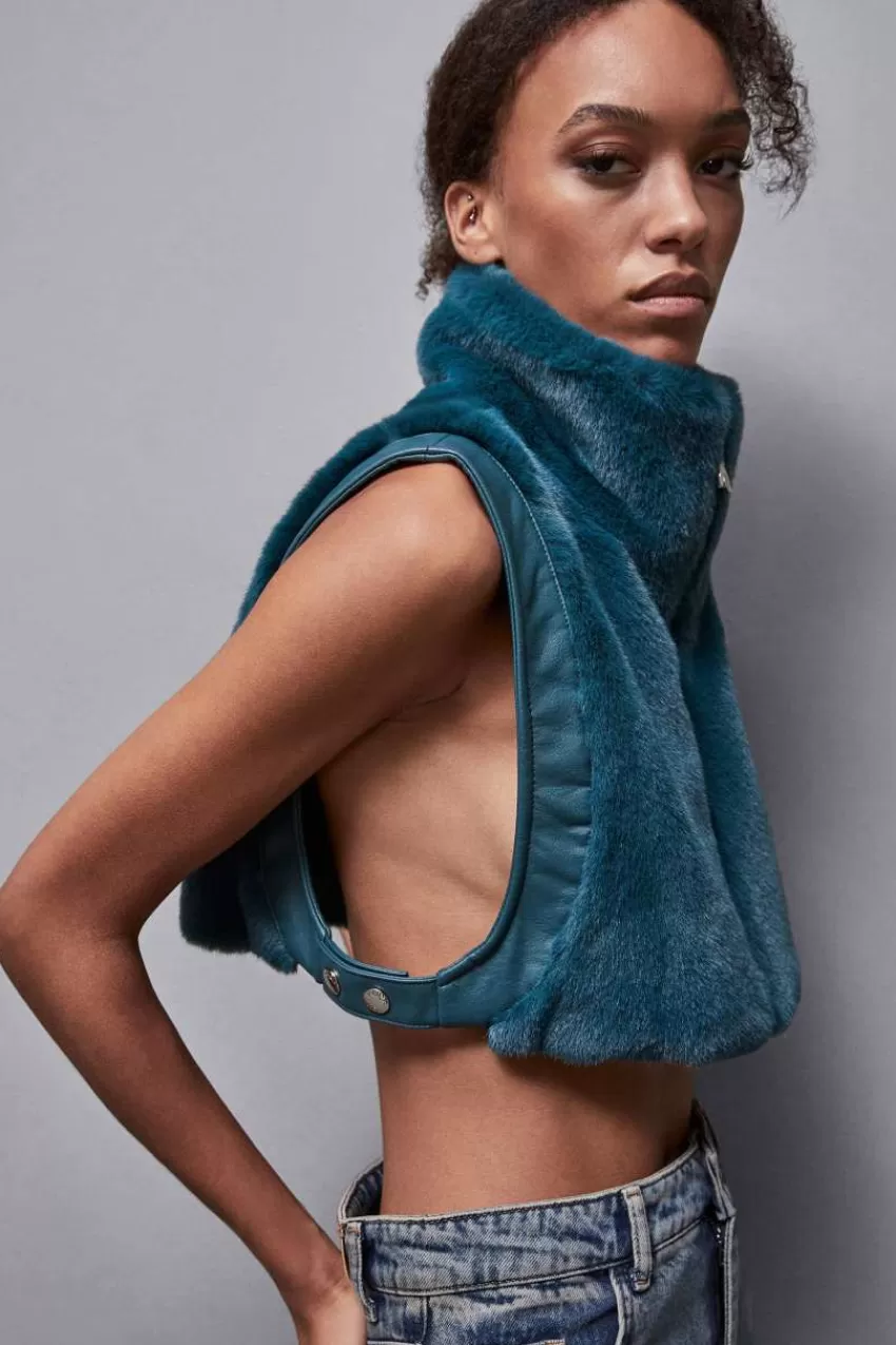 scaldacuore_smanicato_in_tessuto_3.webp Patrizia Pepe Foulard<Scaldacuore smanicato in tessuto