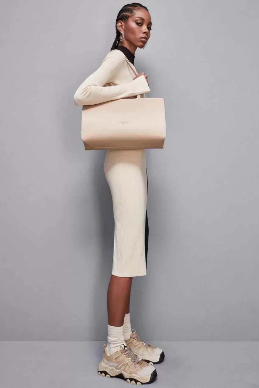 shopping_bag_in_pelle_con_zip_6-1.webp Patrizia Pepe Shopping<Shopping bag in pelle con zip